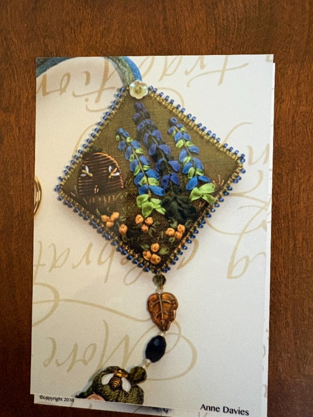 Ribbon embroidery kit, scissor keeper